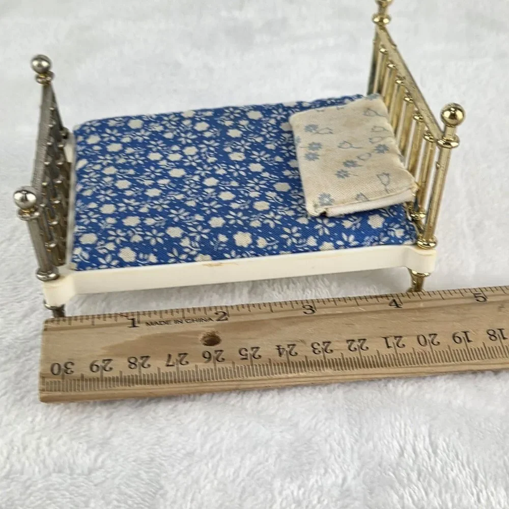 Vintage 1970s Fisher Price Dollhouse Bedroom Set Bed Dresser Bedding Mirror